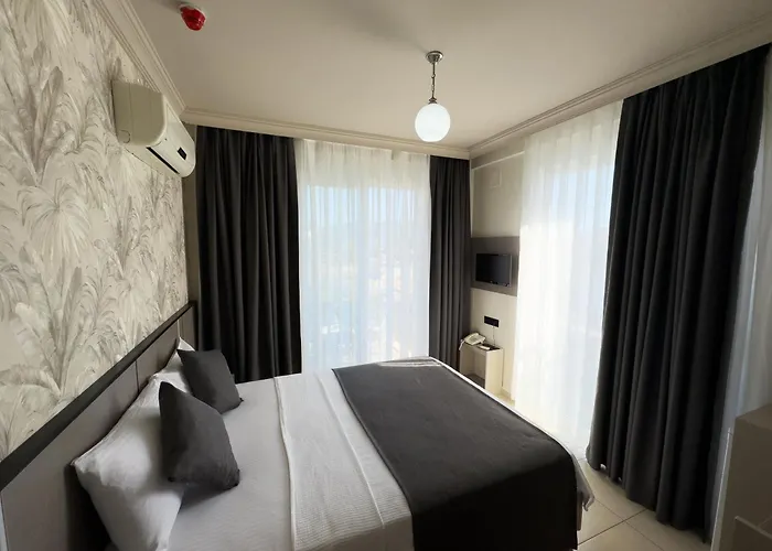 فندق Sardunya 3*